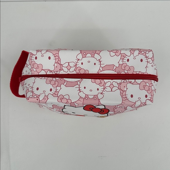NWT Hello Kitty Cosmetic Bag & Mirror - Picture 3 of 7